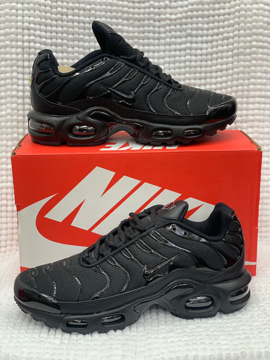 NIKE TN | BLACK